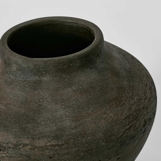 Landis Classic Small Vase Earth Brown | Luxury home decor and furniture by Home Decor & Co