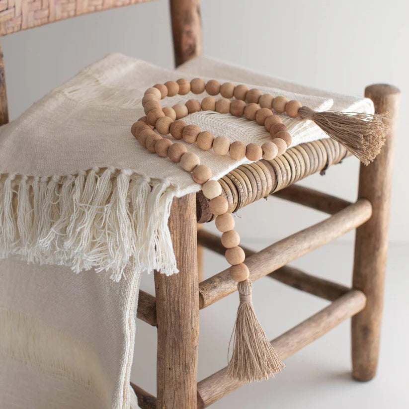 Boho Wooden Bead Garland with Tassels – Rustic Decorative Strand for Home & Wall Styling