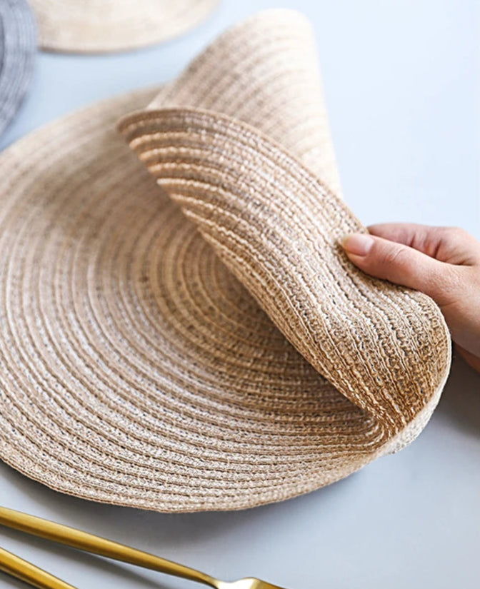 Round Linen Woven Table Mat – Heat Resistant Dining Placemat