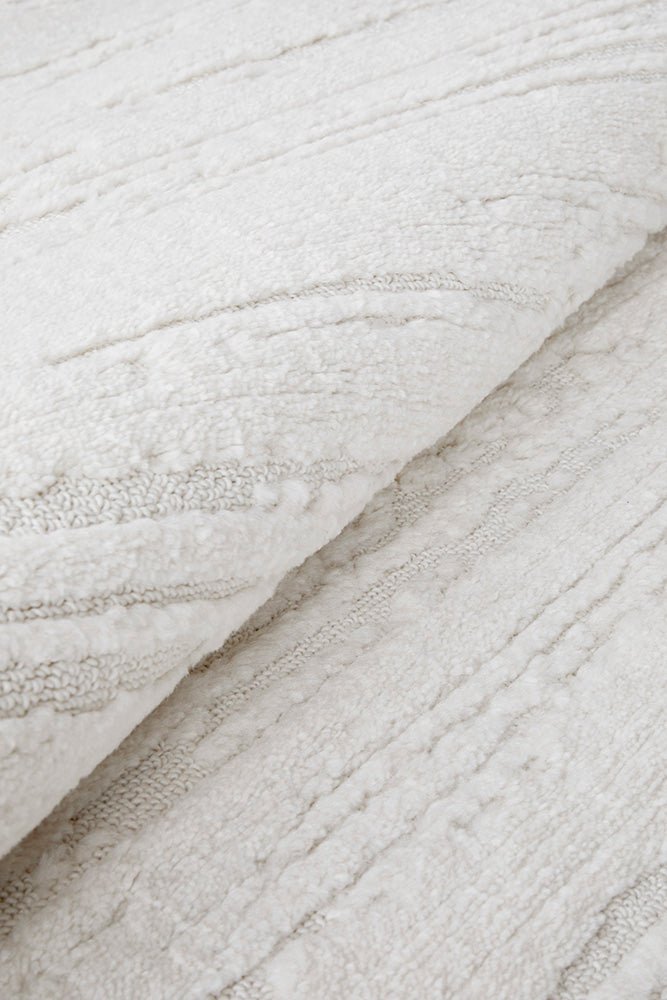 Serenade Ezra White Runner Rug | Luxury home decor and furniture by Home Decor & Co
