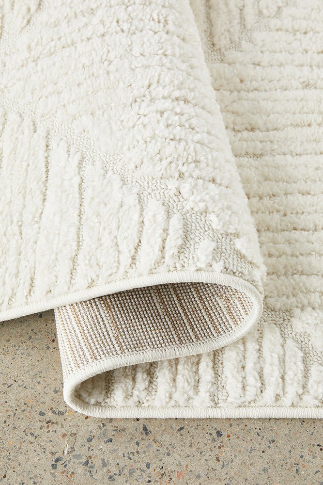 Serenade Shilo White Rug | Luxury home decor and furniture by Home Decor & Co