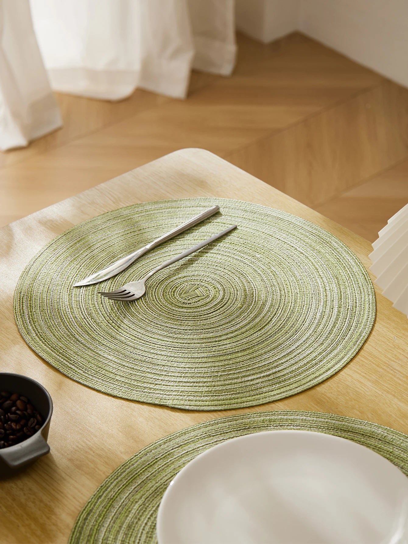 Set of 4 Handmade Round Woven Placemats – 15 Inch Dining Table Mats