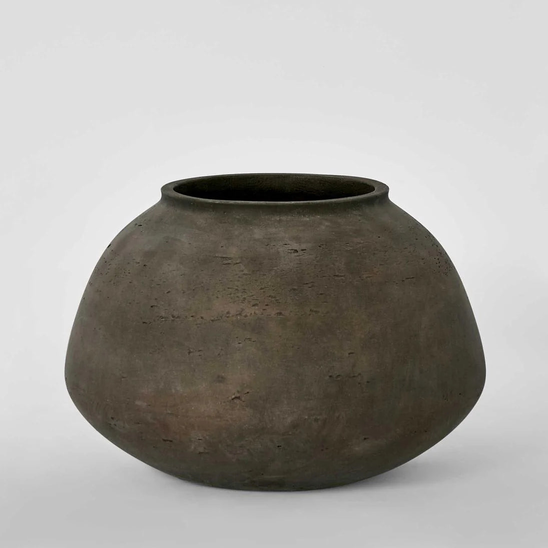 Landis Wide Vase Earth Brown | Luxury home decor and furniture by Home Decor & Co