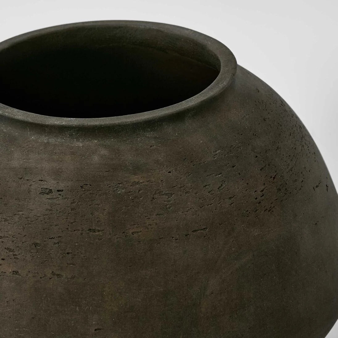 Landis Wide Vase Earth Brown | Luxury home decor and furniture by Home Decor & Co