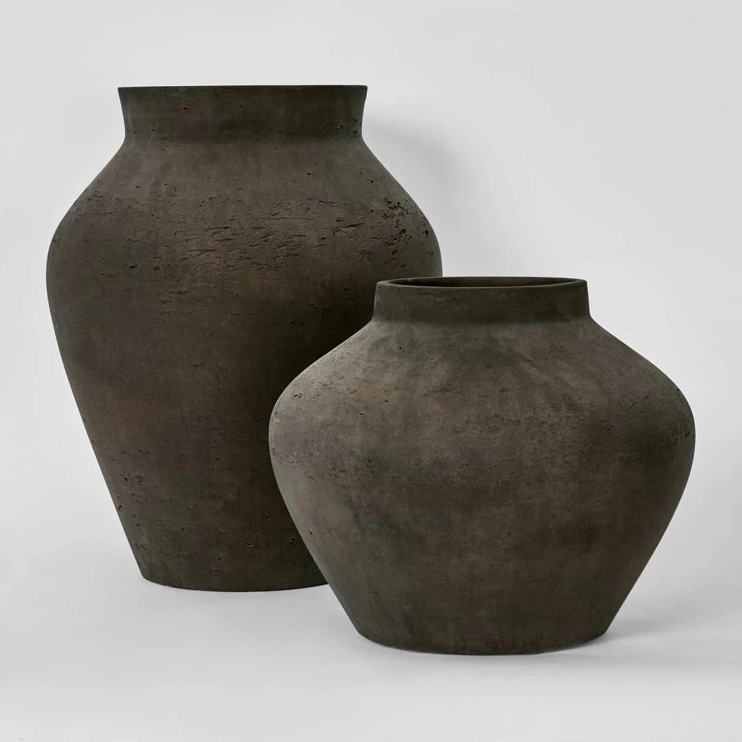 Landis Classic Large Vase Earth Brown | Luxury home decor and furniture by Home Decor & Co