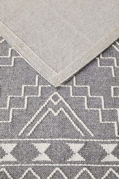 Salena Rug Grey, view 5