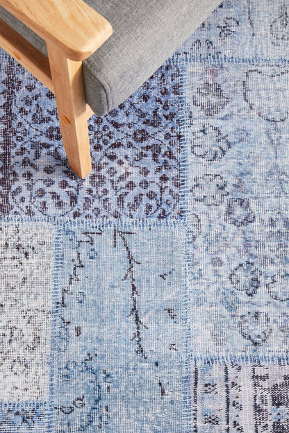 Illusions 121 Denim Rug, view 4