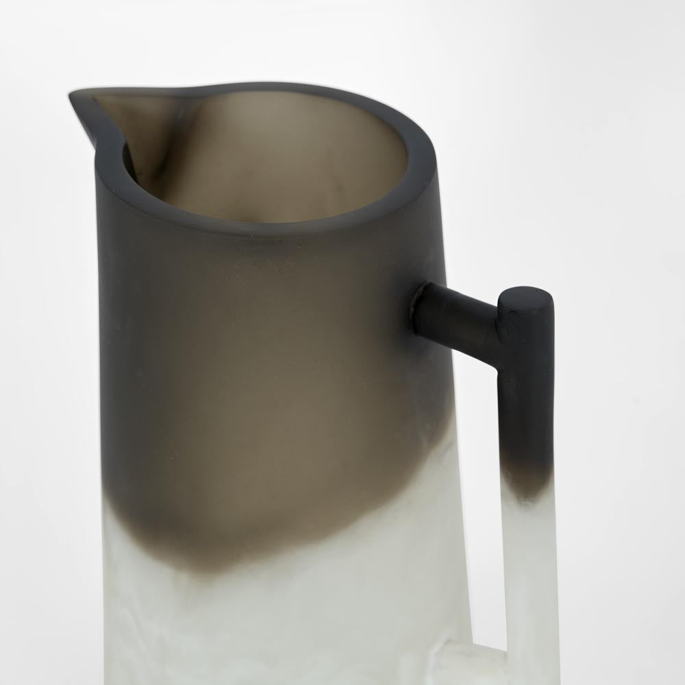 Halo Jug Swirl Resin Black & White
