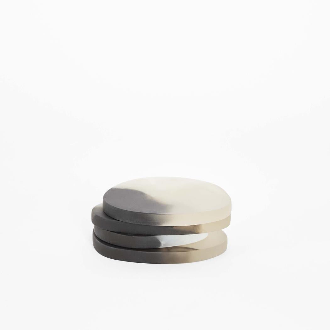 Halo Set of 4 Resin Coasters Black & White | Luxury home decor and furniture by Home Decor & Co