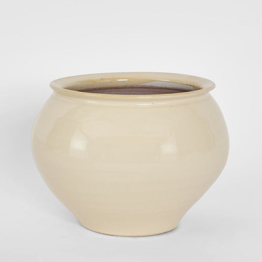 Petal Round Pot White | Luxury home decor and furniture by Home Decor & Co