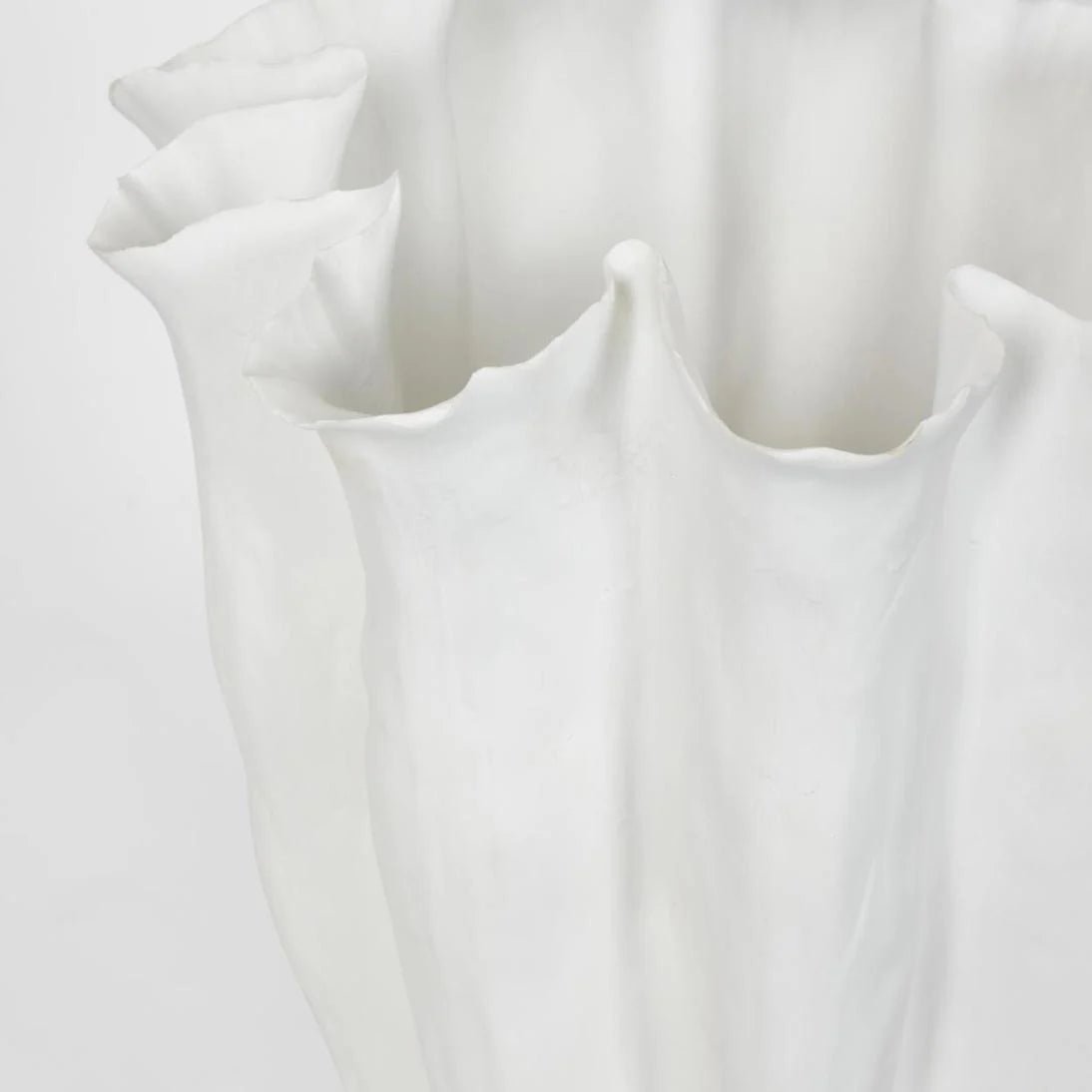 Axel Vase SML White | Luxury home decor and furniture by Home Decor & Co