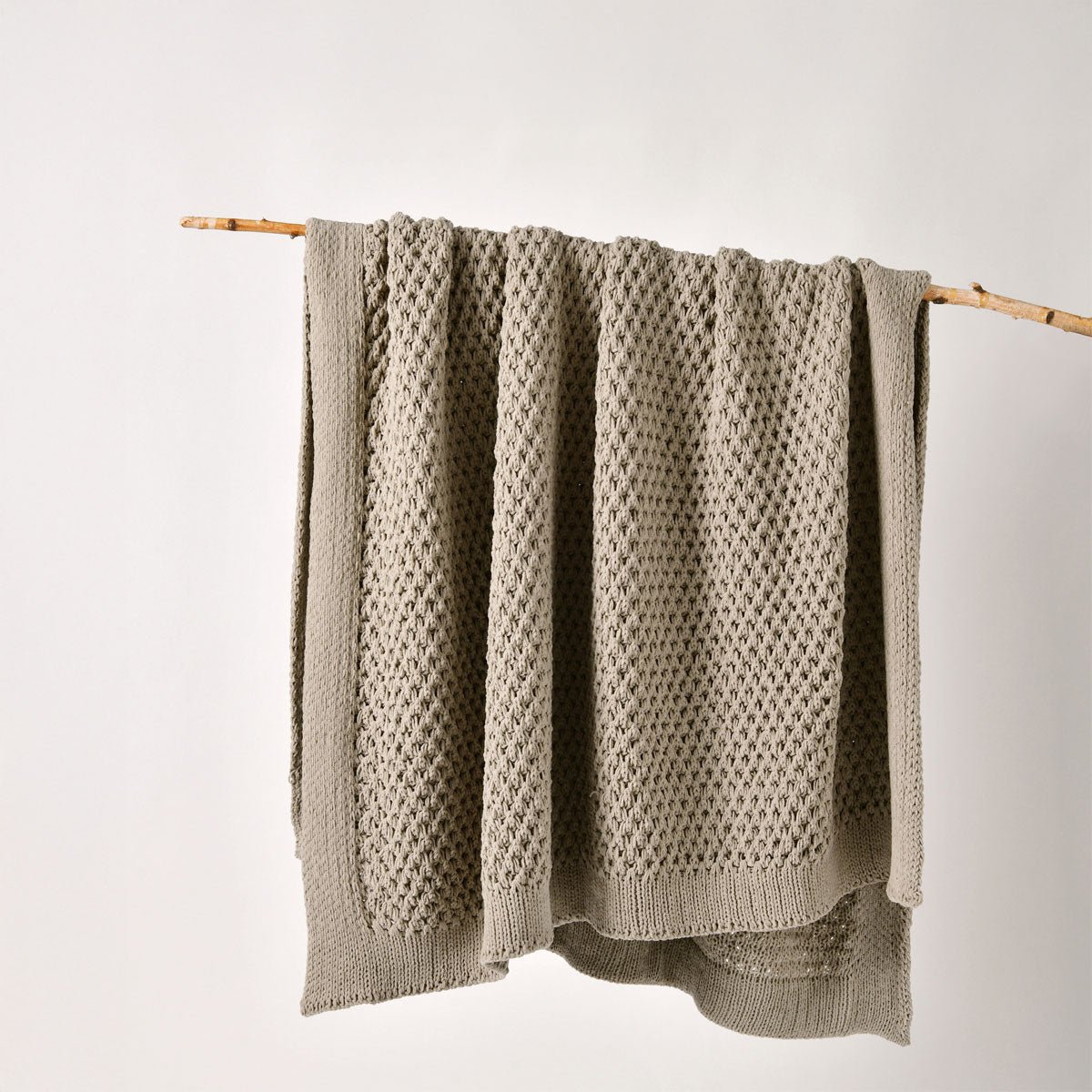 Bianca Sofala Taupe Polyester Chenille Throw Rug 130 x 170 cm | Luxury home decor and furniture by Home Decor & Co