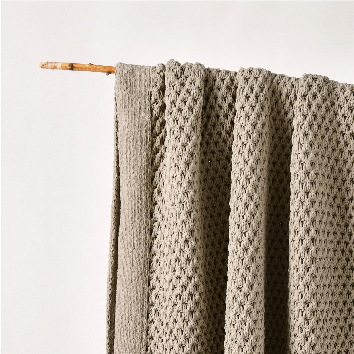 Bianca Sofala Taupe Polyester Chenille Throw Rug 130 x 170 cm | Luxury home decor and furniture by Home Decor & Co