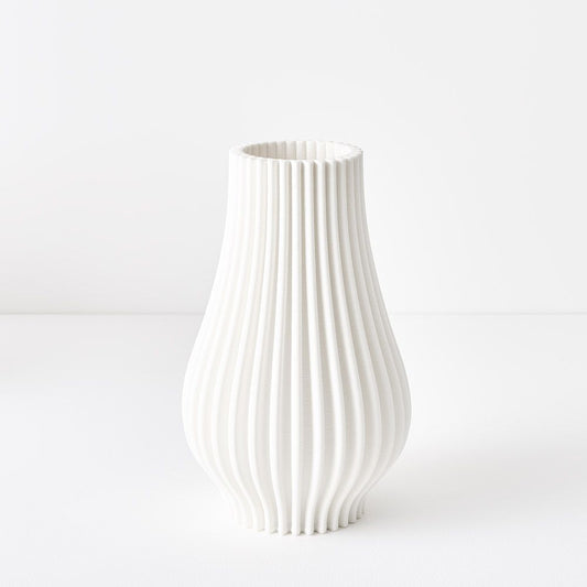 Ezra Vase Ivory