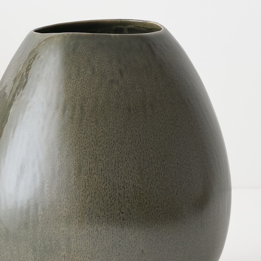 Natsuka Pod Vase Dark Olive
