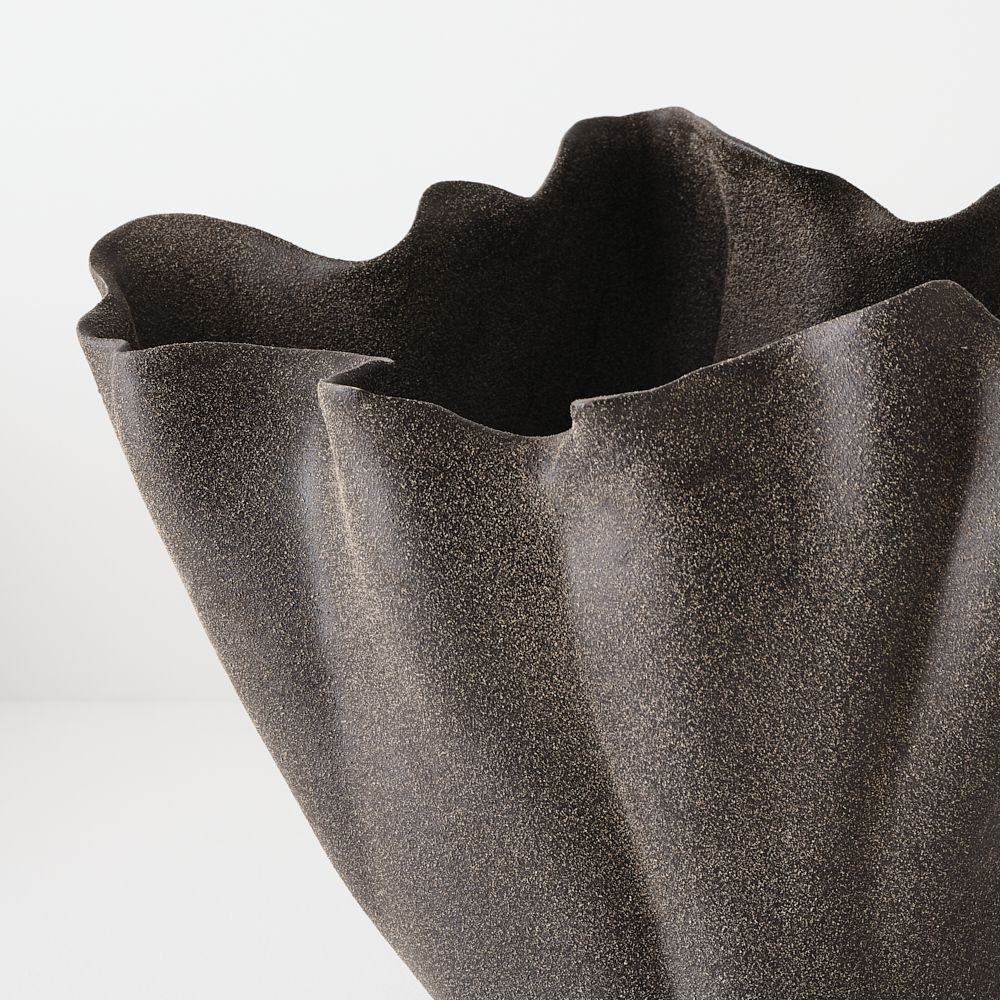 Lysia Vase Umber