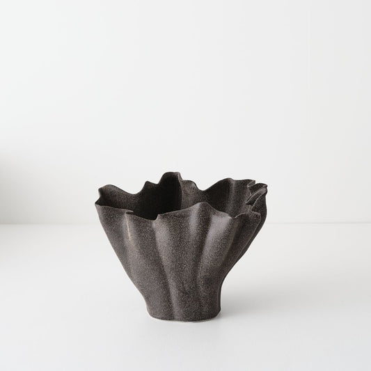 Lysia Vase Umber