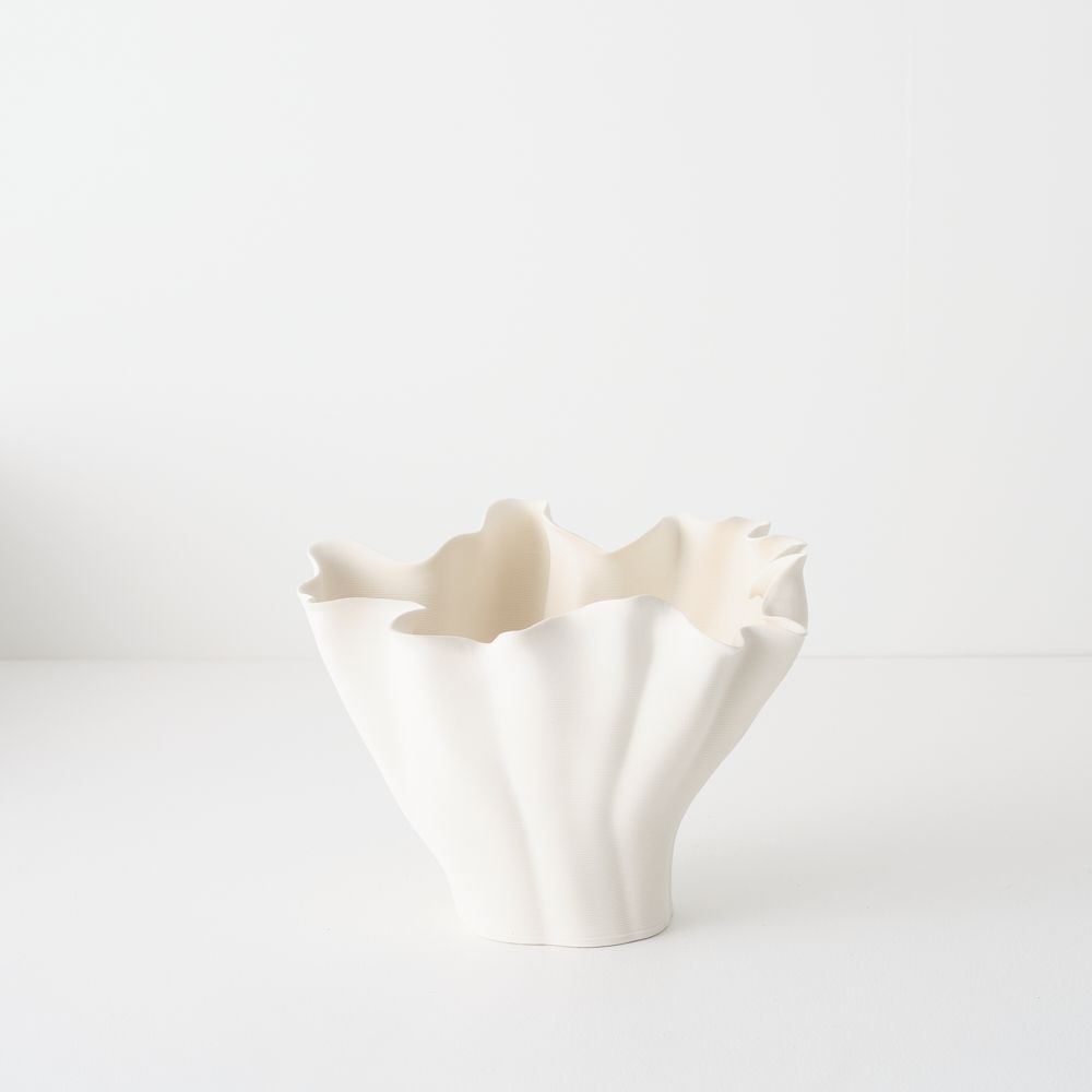 Lysia Vase White