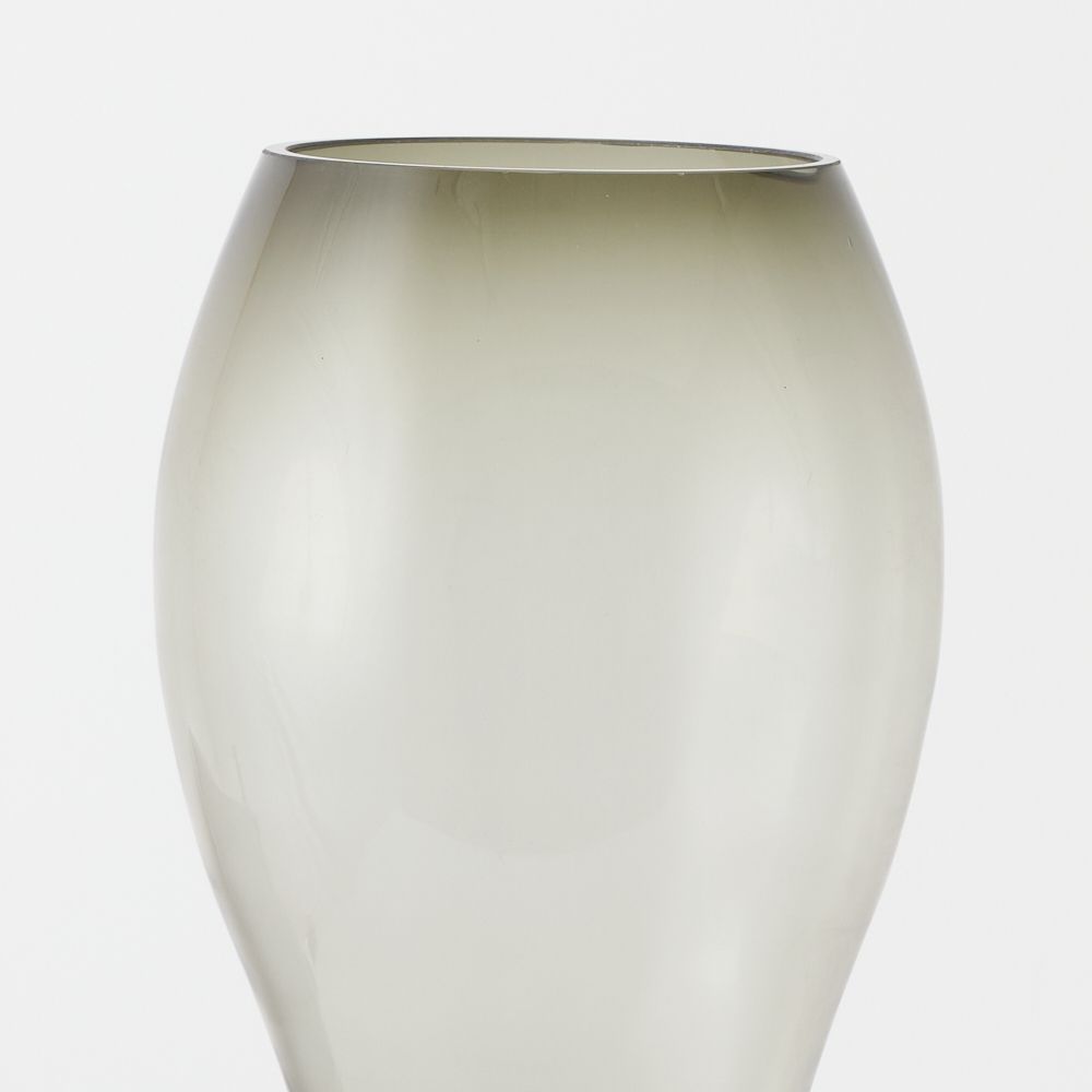 Alder Vase Smoke